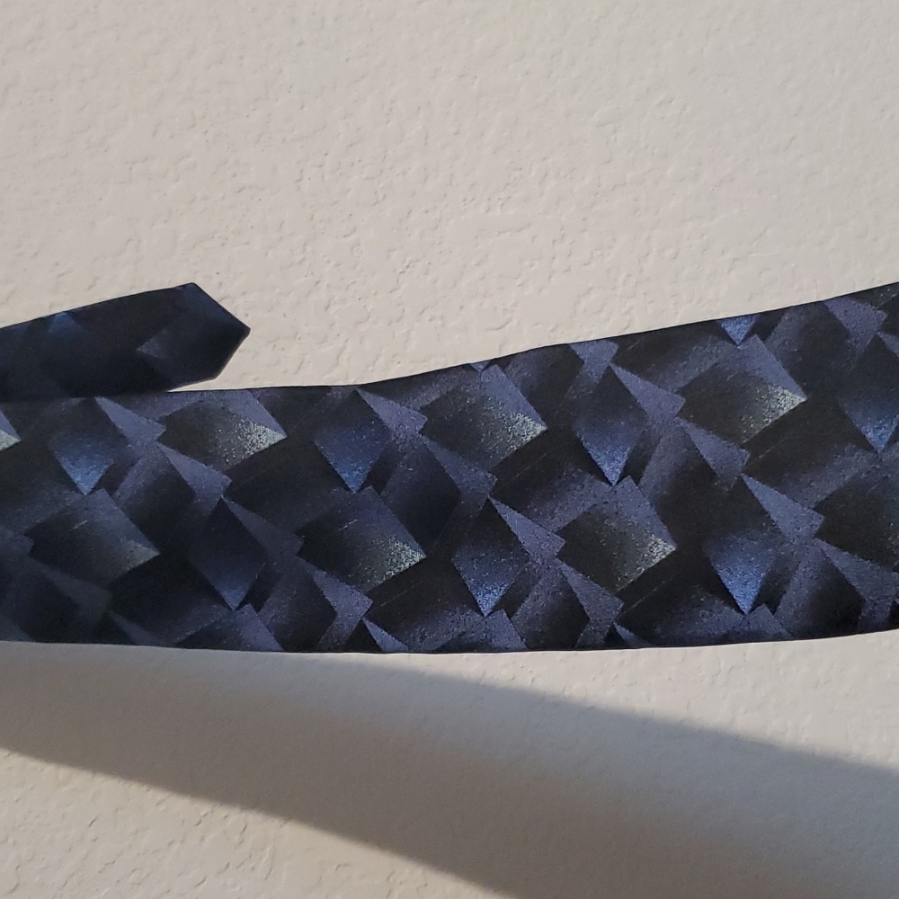 Essante, Blue - Picture 5 of 9